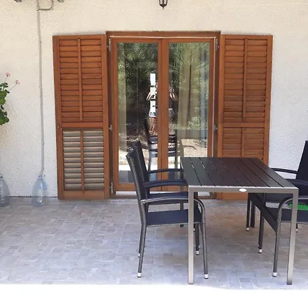 Apartment By The Sea Cove Blaca, Mljet - 10416 Maranovici