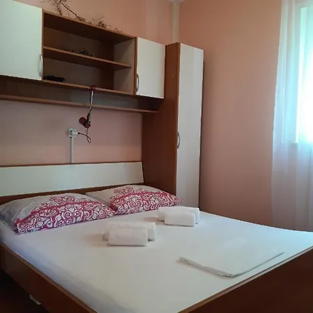 Apartment By The Sea Cove Blaca, Mljet - 10416 *